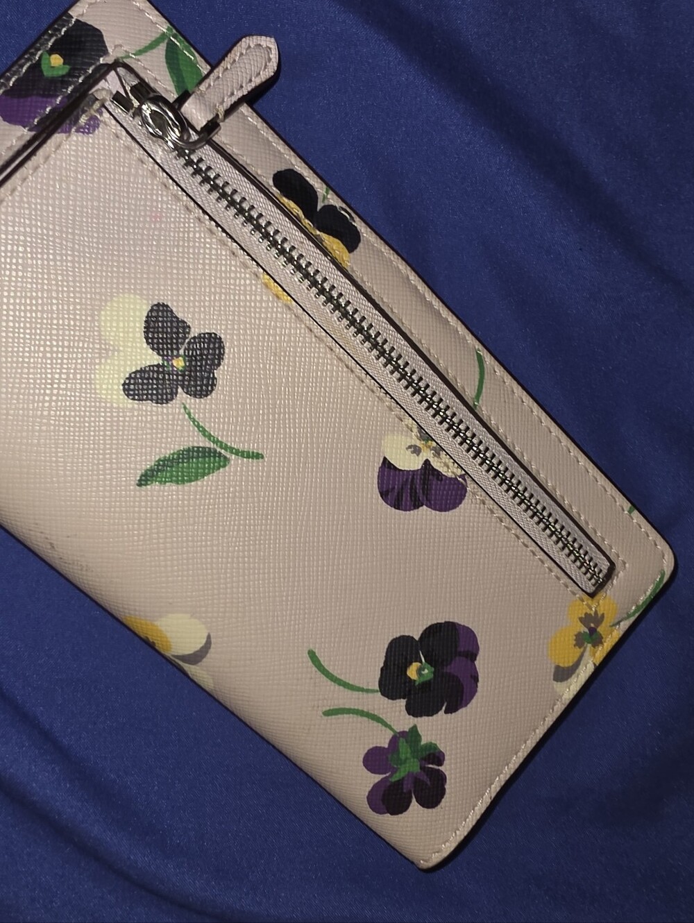 Kate Spade Floral Wallet - Picture 4 of 5